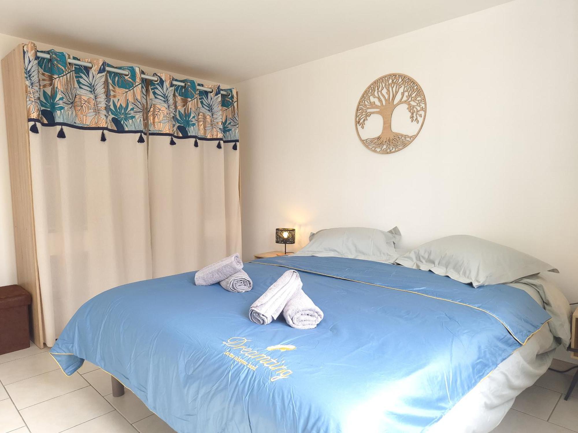 Le Jardin Des Mazades - Cosy T2 - Parking - Wifi Fibre Gratuit * Champcevinel