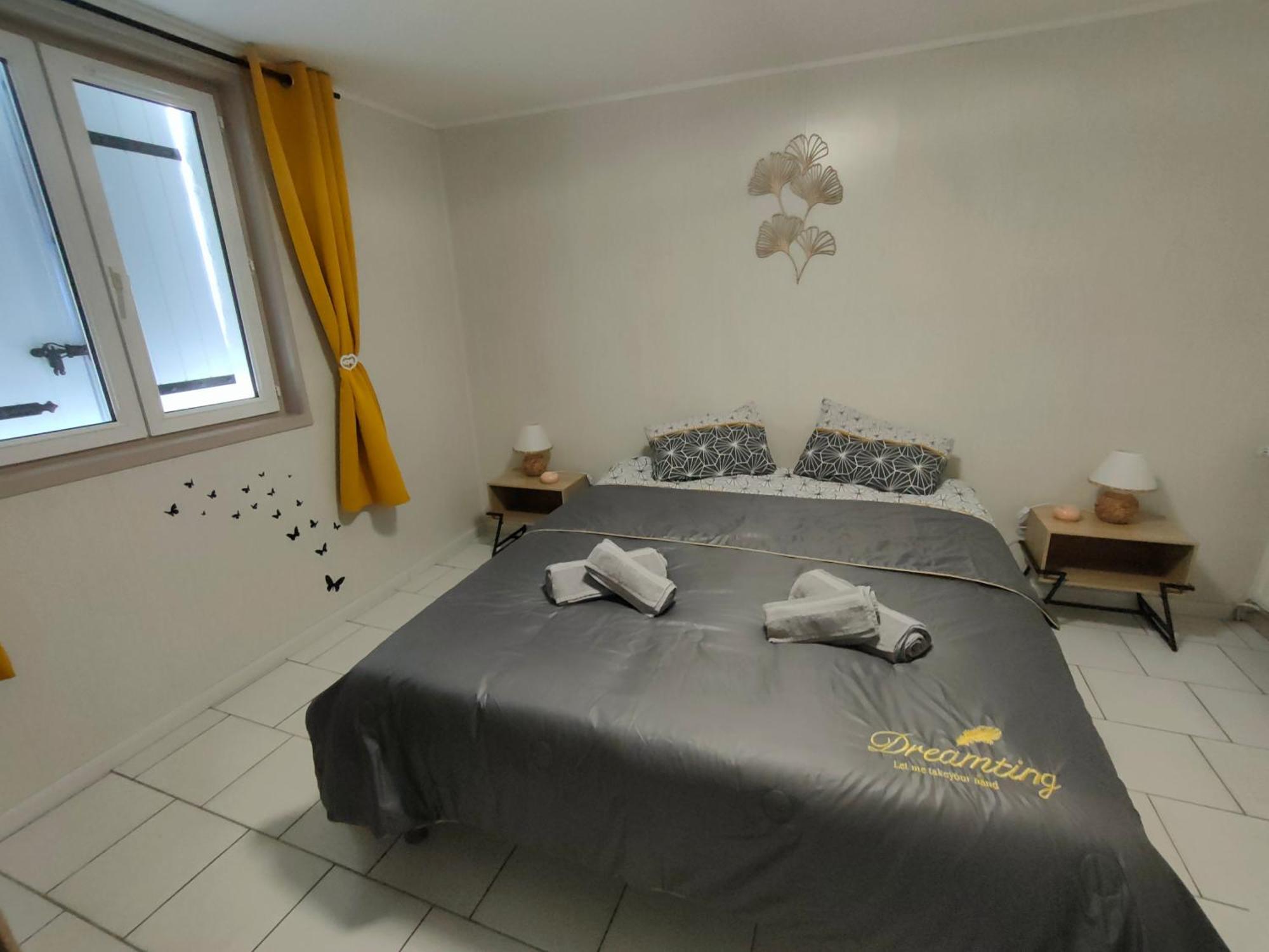Le Jardin Des Mazades - Cosy T2 - Parking - Wifi Fibre Gratuit * Champcevinel